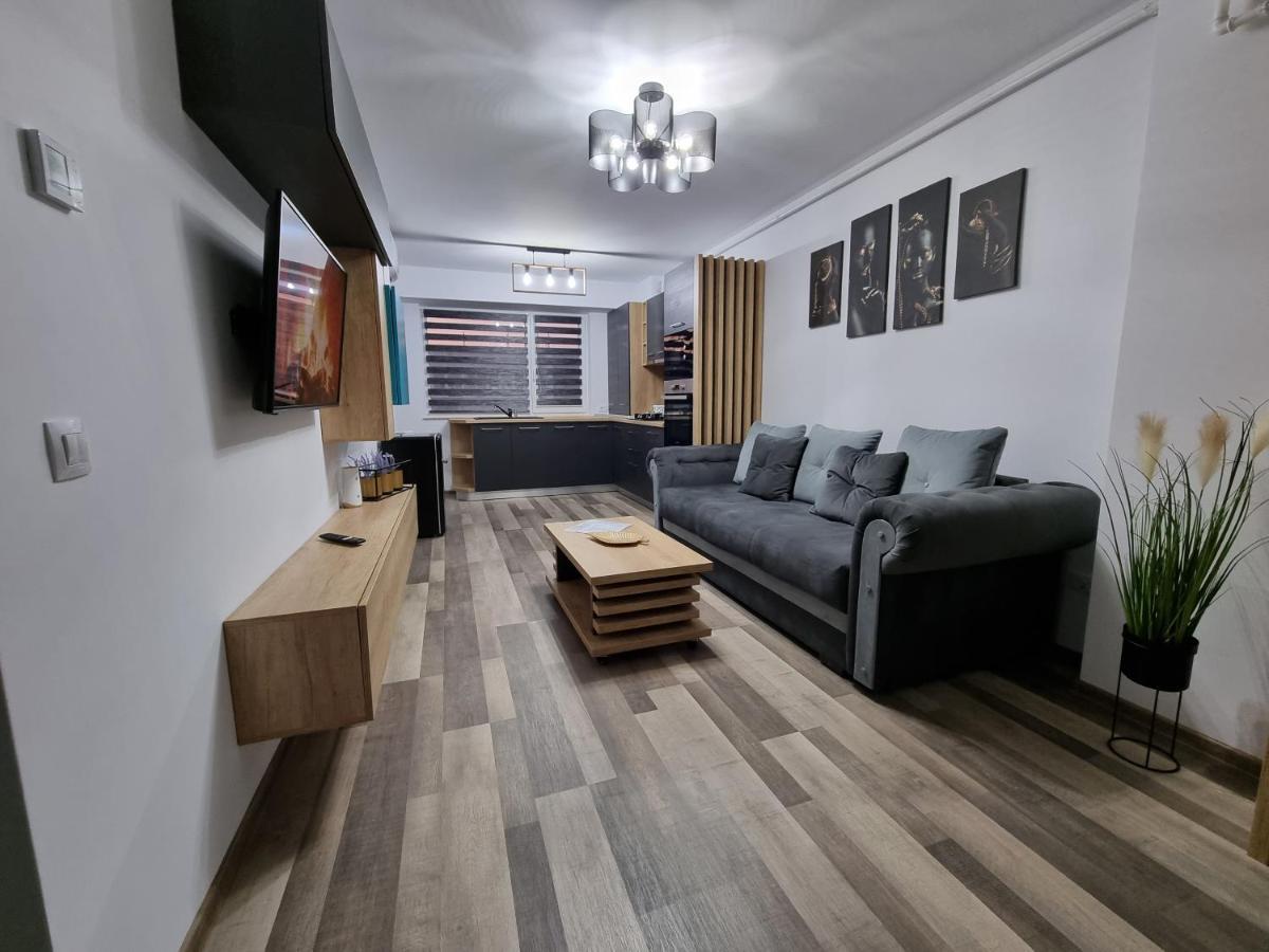 Luxury Apartments Bacău Eksteriør bilde