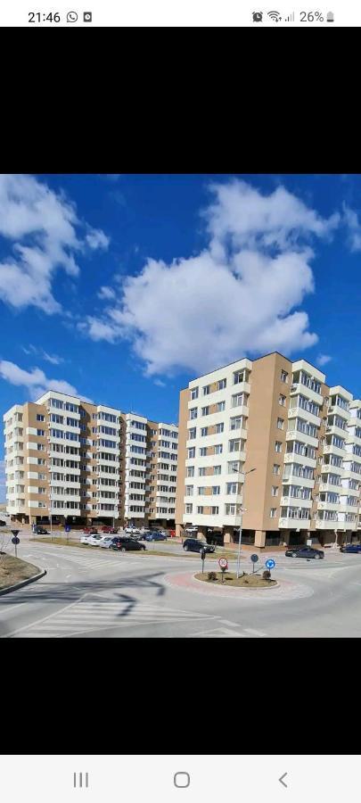 Luxury Apartments Bacău Eksteriør bilde