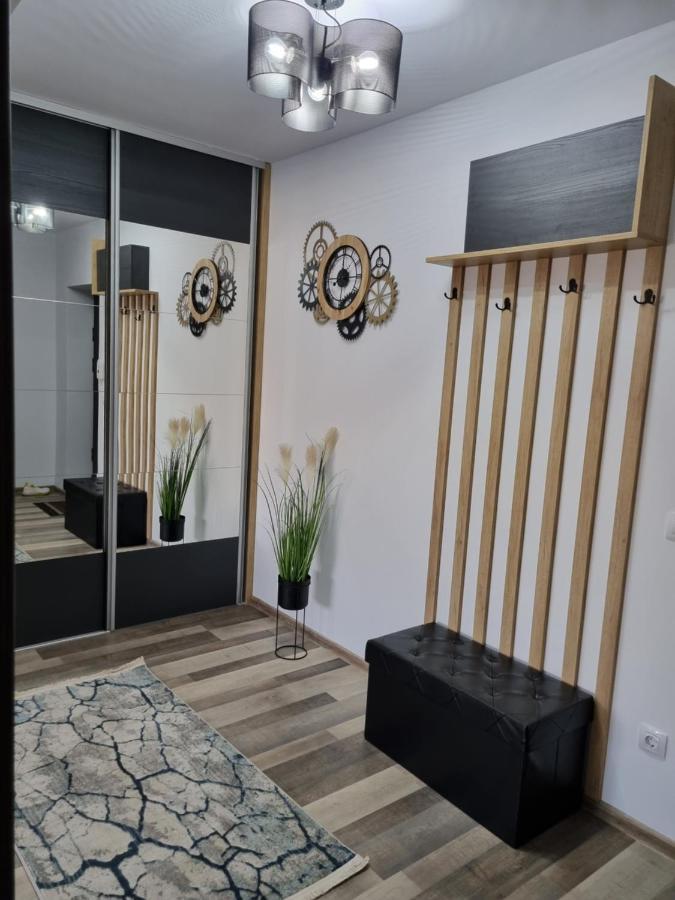 Luxury Apartments Bacău Eksteriør bilde